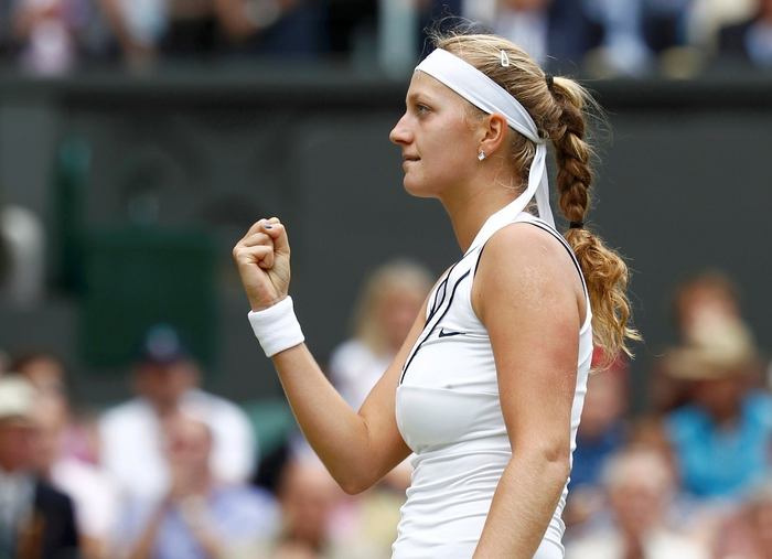 4182910-wimbledon-2011-kvitova-aazarenkova